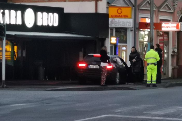 Vozač iz novogodišnje noći napuhao 2,10 promila i još narušavao javni red i mir