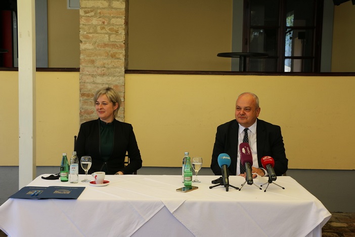 Grad darovao zemljište Tehničkoj školi u Slavonskom Brodu