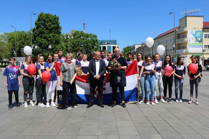 Otkrivene brončane ploče s imenima Ane Titlić i Kornelije Kvesić