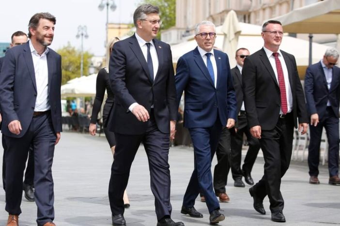 Andrej Plenković podržao HDZ-ove kandidate u Brodsko-posavskoj županiji