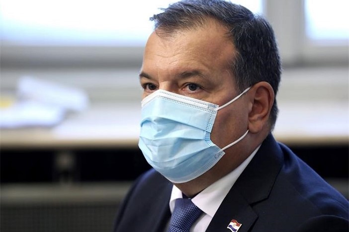 Beroš: Manje od 1000 hospitaliziranih i 100 na respiratoru