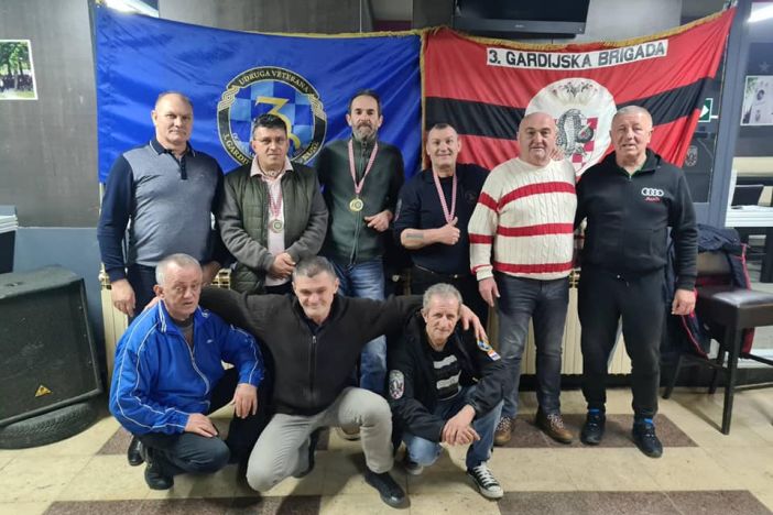 Zvonimir Odobašić osvojio pikado turnir povodom godišnjice VRA Maslenica