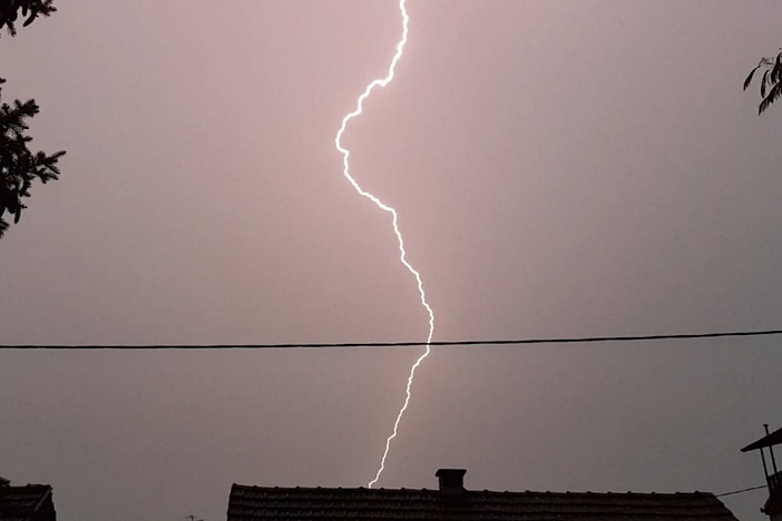 Niz upozorenja za Hrvatsku - stižu poplave, oluje i pijavice...