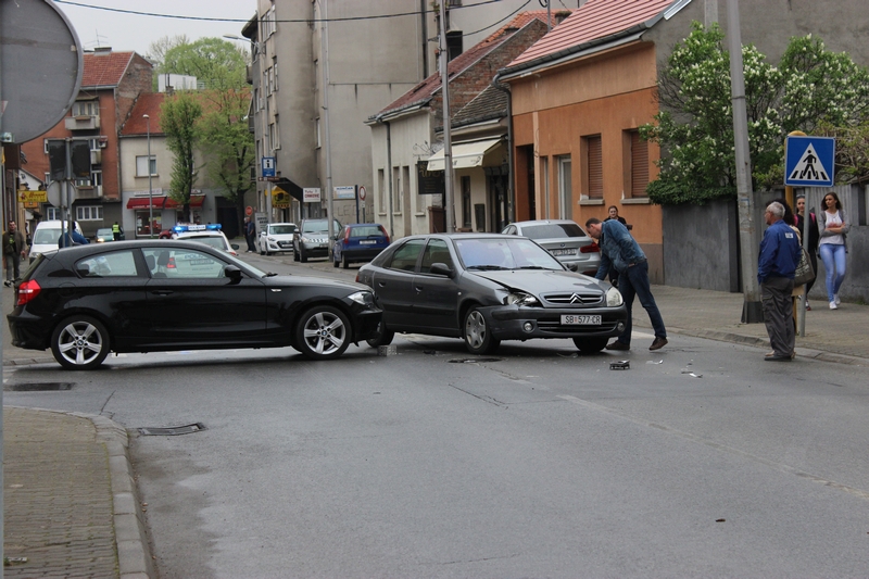 Prometna nesreća na križanju Zrinske i Horvatove ulice