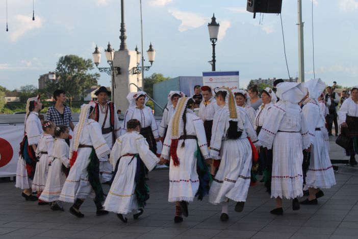 Održana smotra koreografiranog folklora "To je zemlja Hrvatska"