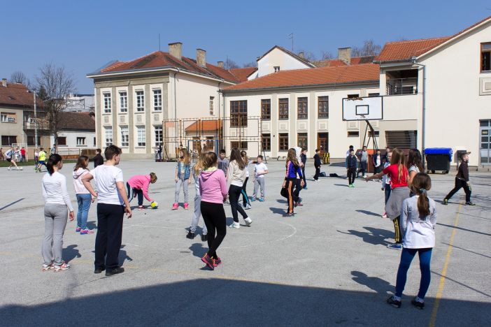 Postignut kompromis: treći i četvrti razredi u dvije smjene, ostali u jednu