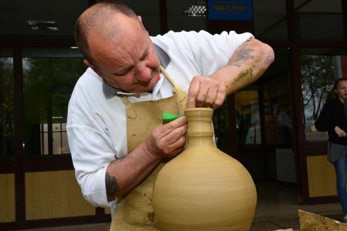 Harmoniku zamijenio lončarskim zanatom i u tom poslu ostao 30 godina