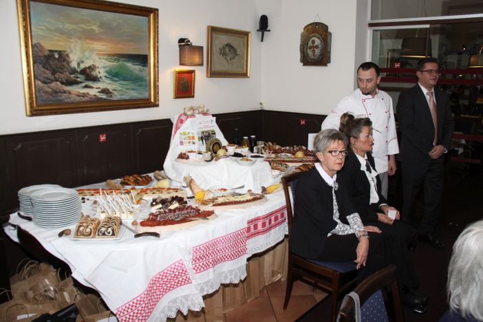 U Austriji prezentirane tradicija i eno-gastro ponuda Slavonije i Baranje