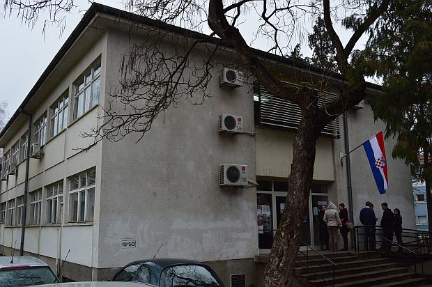 Sredinom rujna 2016. evidentiran je najniži broj nezaposlenih osoba – 210.202 osobe