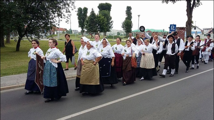 7. smotra folklora "Kolo igra, tamburica svira"