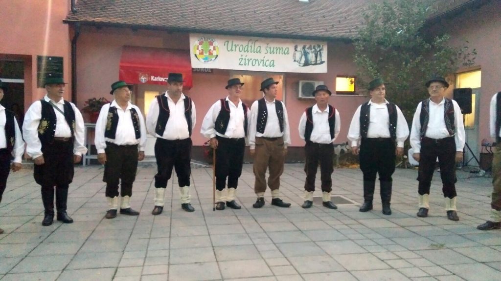 6. Smotru folklora “Urodila šuma žirovica”