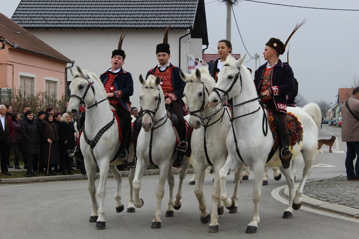 Održano tradicionalno pokladno jahanje u Ruščici