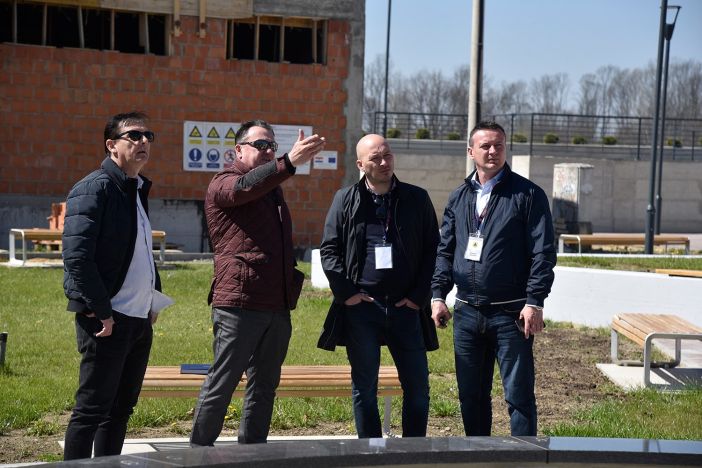 Župan Marušić obišao Stožer CZ u Davoru kao i radove na projektima koji unatoč situaciji teku nesmetano 