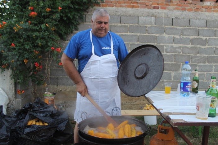 10. KUKURUZIJADA Tisuću kuhanih i pečenih kukuruza za Andrijevčane i njihove goste