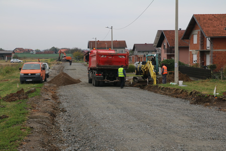 Napreduju radovi u ulicama Čaplja IV i Livade I i II 