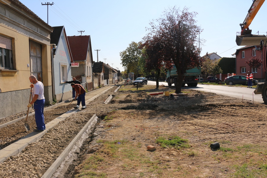 Napreduju radovi u Zagrebačkoj ulici