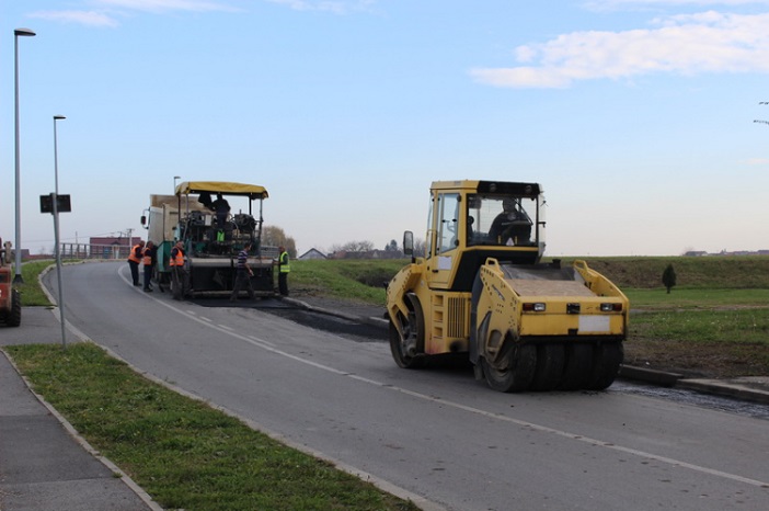 Započeli radovi na modernizaciji ceste u Ulici Dragutina Račkog
