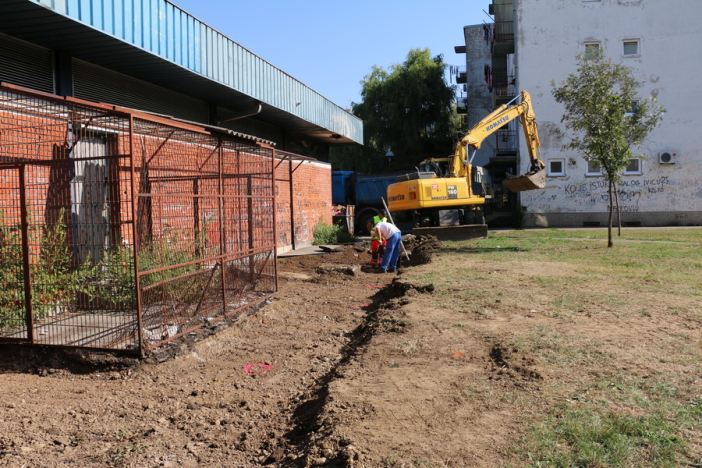 U Naselju Mikrorajon započela izgradnja pješačke staze