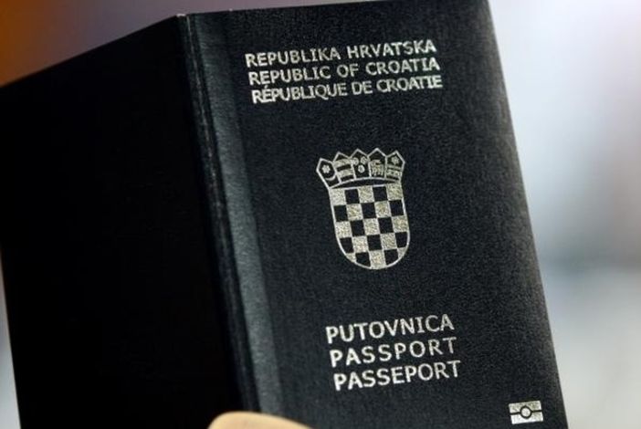 Evo kako od 1. siječnja možete dobiti e-putovnicu i koliko će vas to koštati