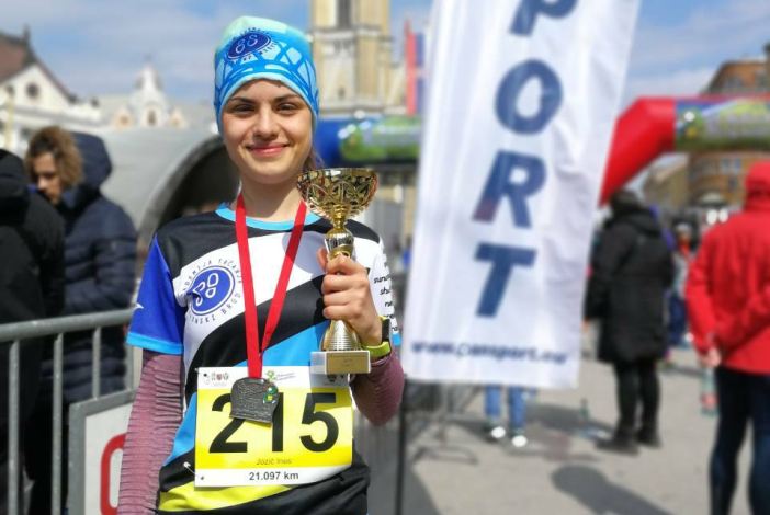 Brođanka Ines Jozić druga na 25. Novosadskom polumaratonu