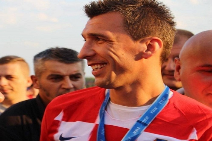 Mario Mandžukić se odrekao mjesečne plaće za ožujak, Milan će ju donirati