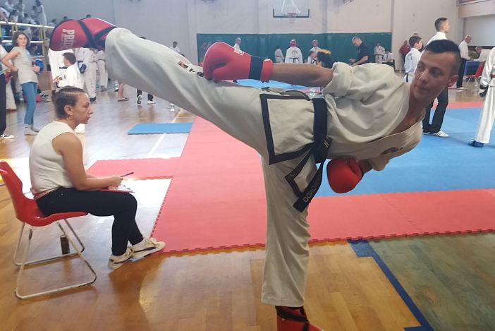 TAEKWON-DO Brođani odnijeli su 5 zlatnih, 3 srebrne i 2 brončane medalje.