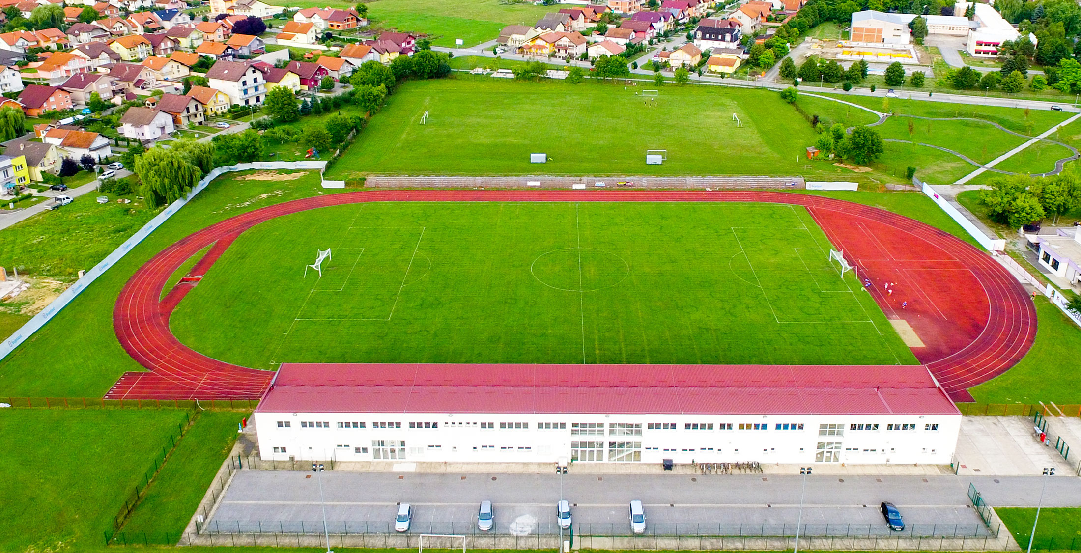 Bolji uvjeti za sportaše na novom travnjaku