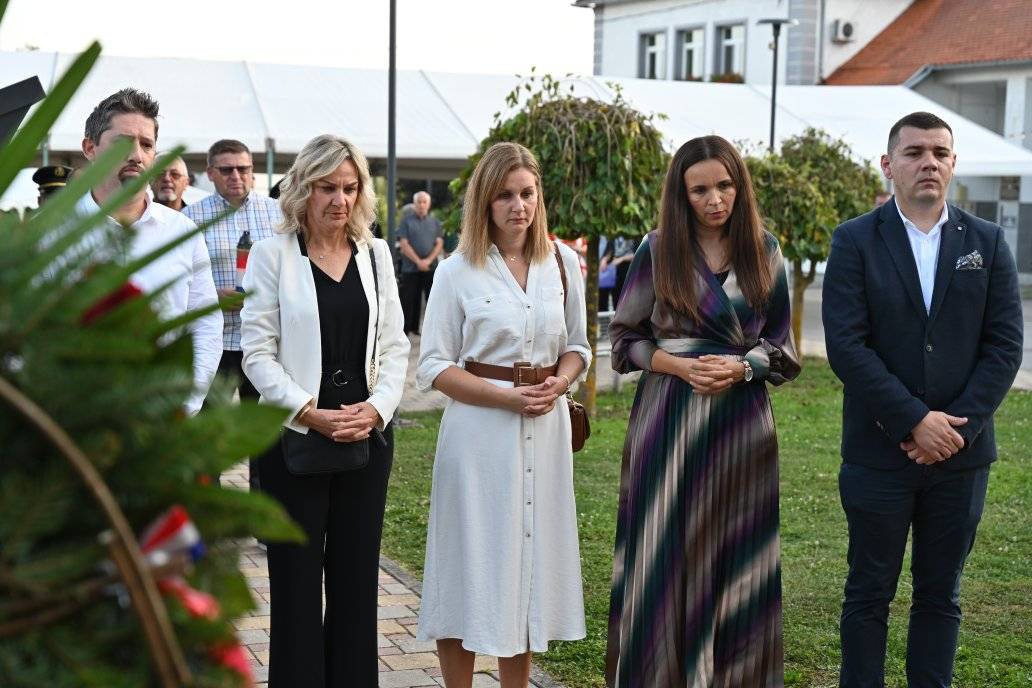 Svečano i dostojanstveno – Brodski Stupnik proslavio svoj dan