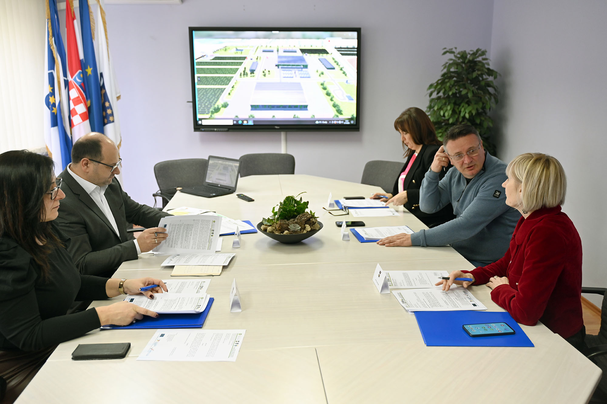 Osigurano 9 milijuna eura za nove pretovarne stanice