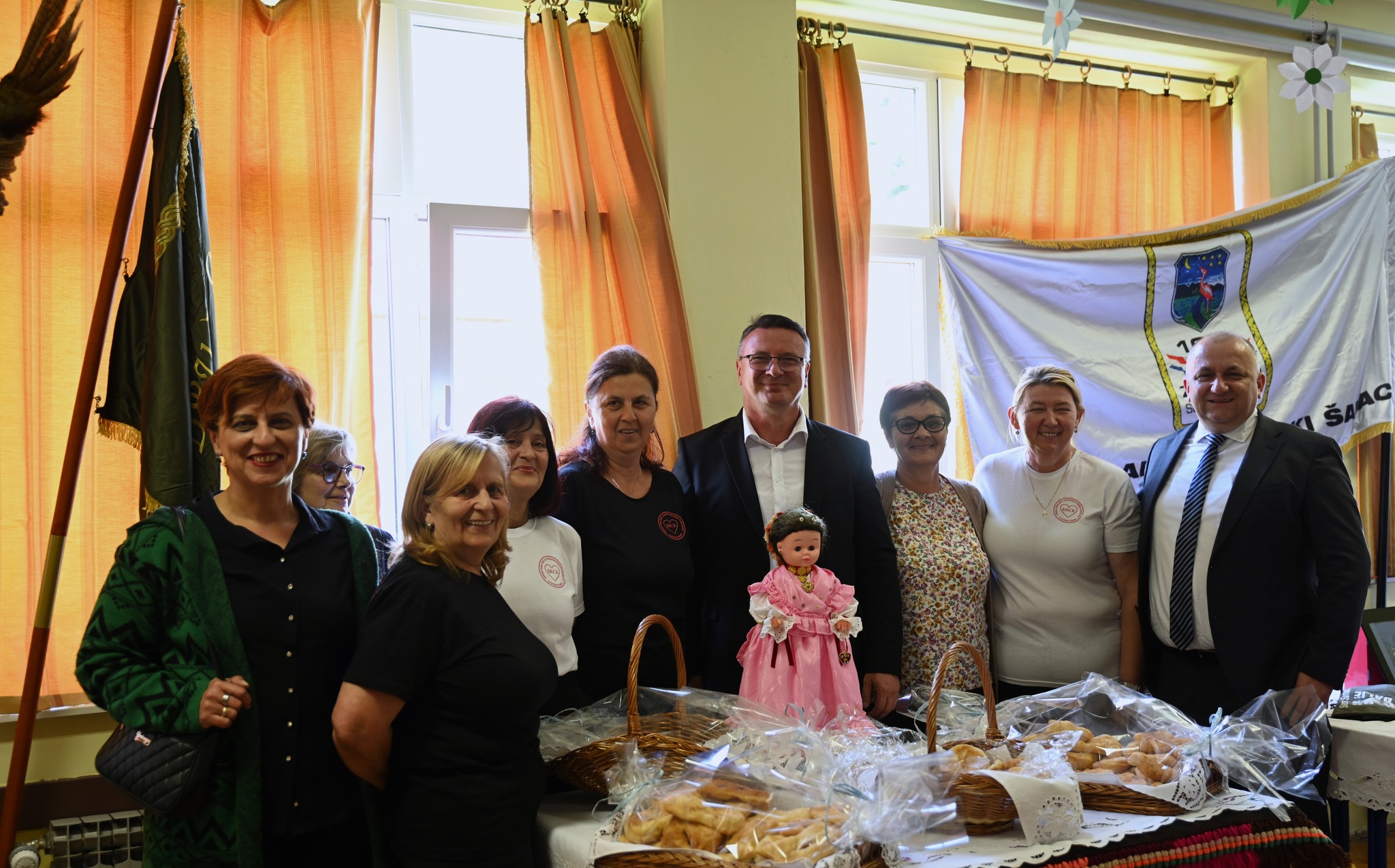 Šamac pamti, škola traje: 260 godina tradicije i zajedništva!