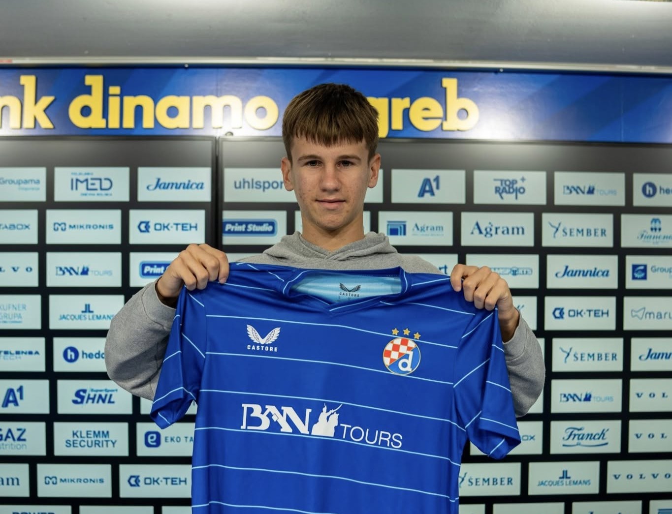 Olić dobio nasljednika? Luka Ivančić potpisao za Dinamo!