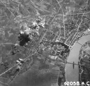 700 bombardera, 7.000 bombi: Dan kada je Slavonski Brod postao zgarište