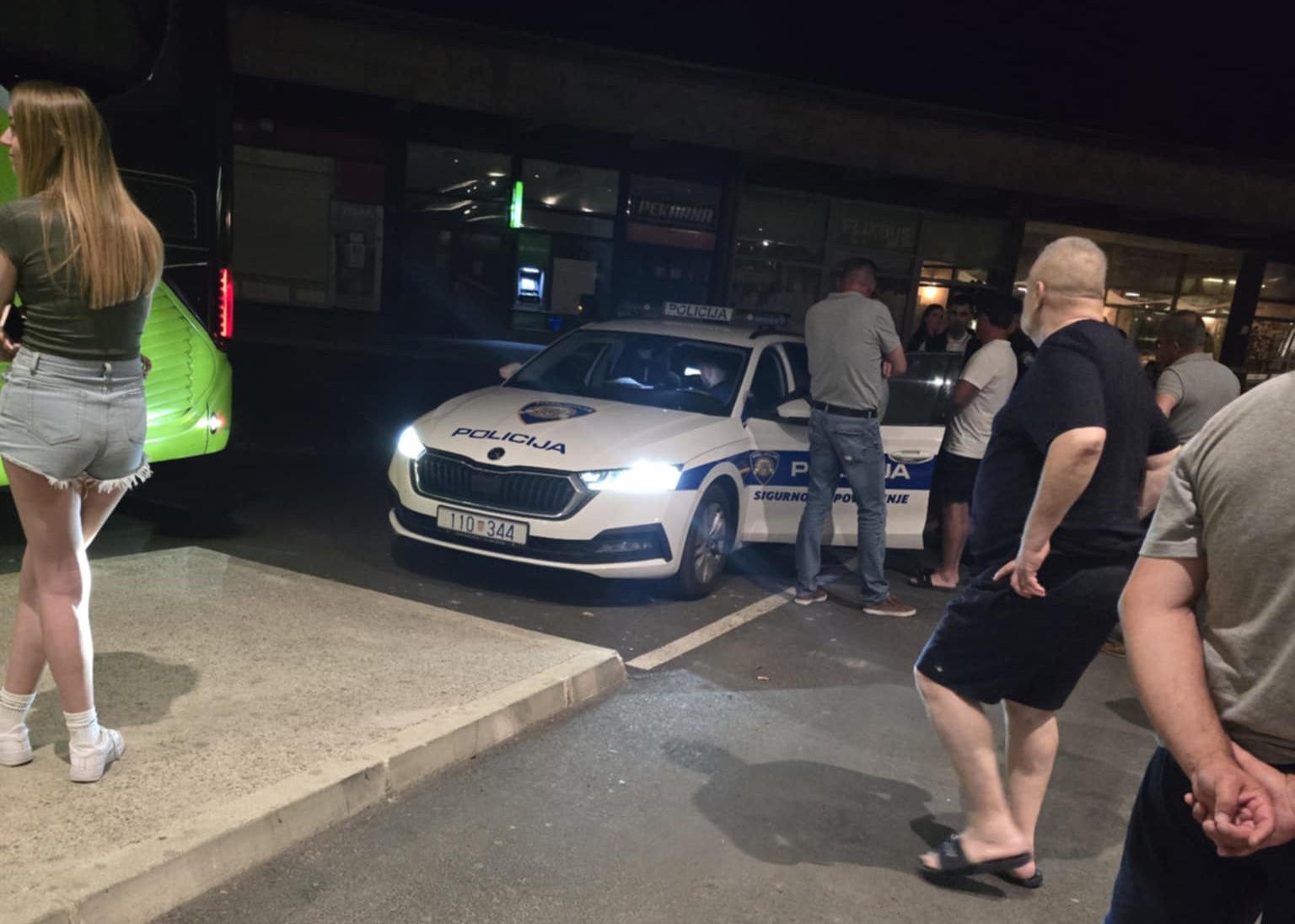 Večer kašnjenja, nervoze i ogorčenih roditelja: Što se dogodilo na kolodvoru?