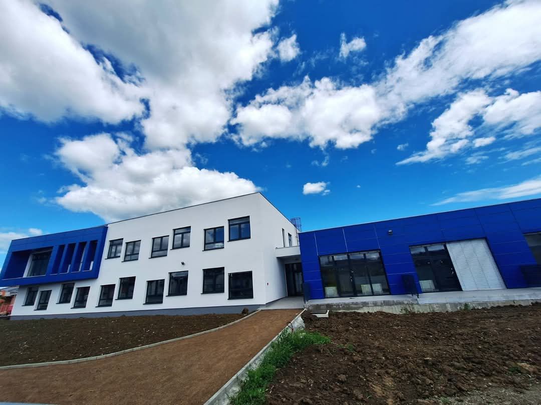 Prvi advent u novoj školi ´Milan Amruš´: Pogledajte što su pripremili učenici!