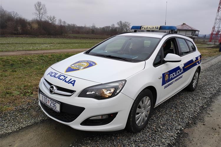 Muškarac (38) priveden zbog opasne vožnje