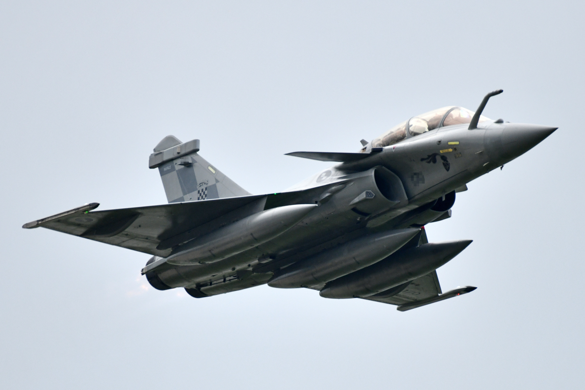 Nebom iznad Broda i Gradiške grmjet će Rafalei – evo kad ih možete vidjeti!