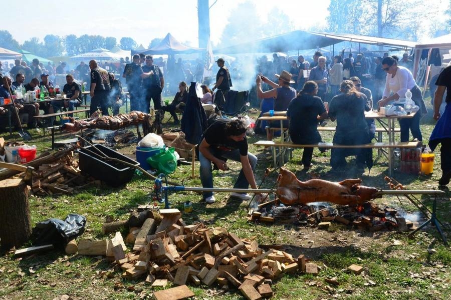 Pečenkijada zabranjena! Ministar ugasio slavlje