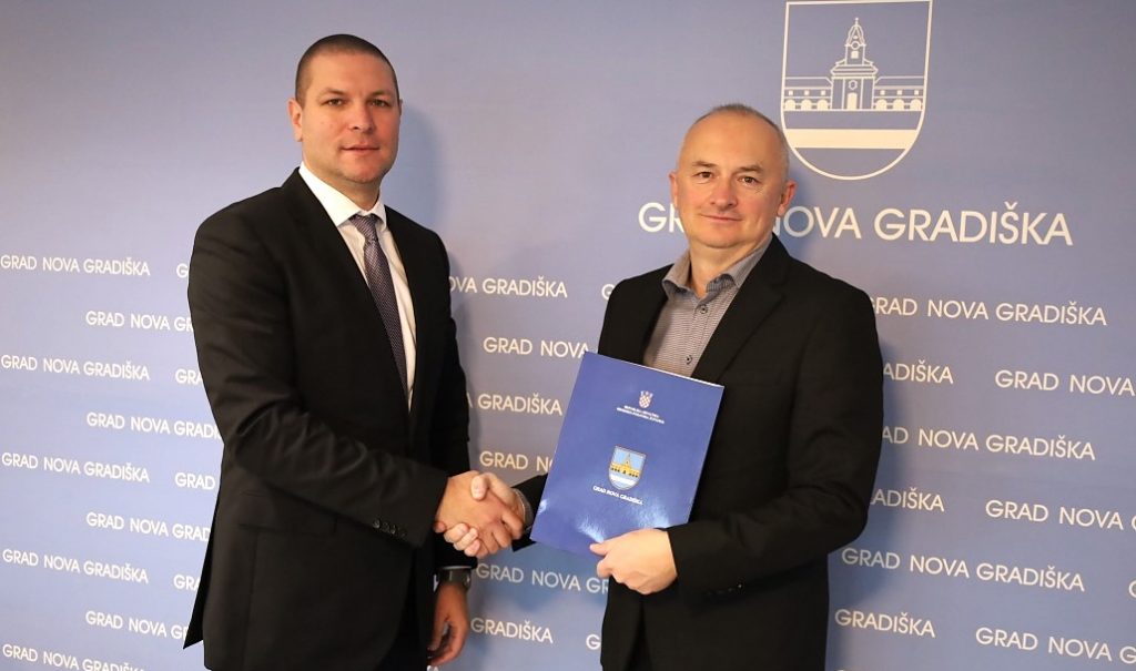 Nova Gradiška dobiva AI centar od 450 milijuna eura!