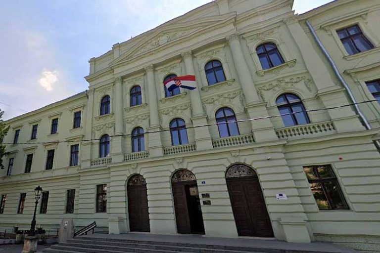 Odgojiteljica uhićena zbog upoznavanja djece s pornografijom!