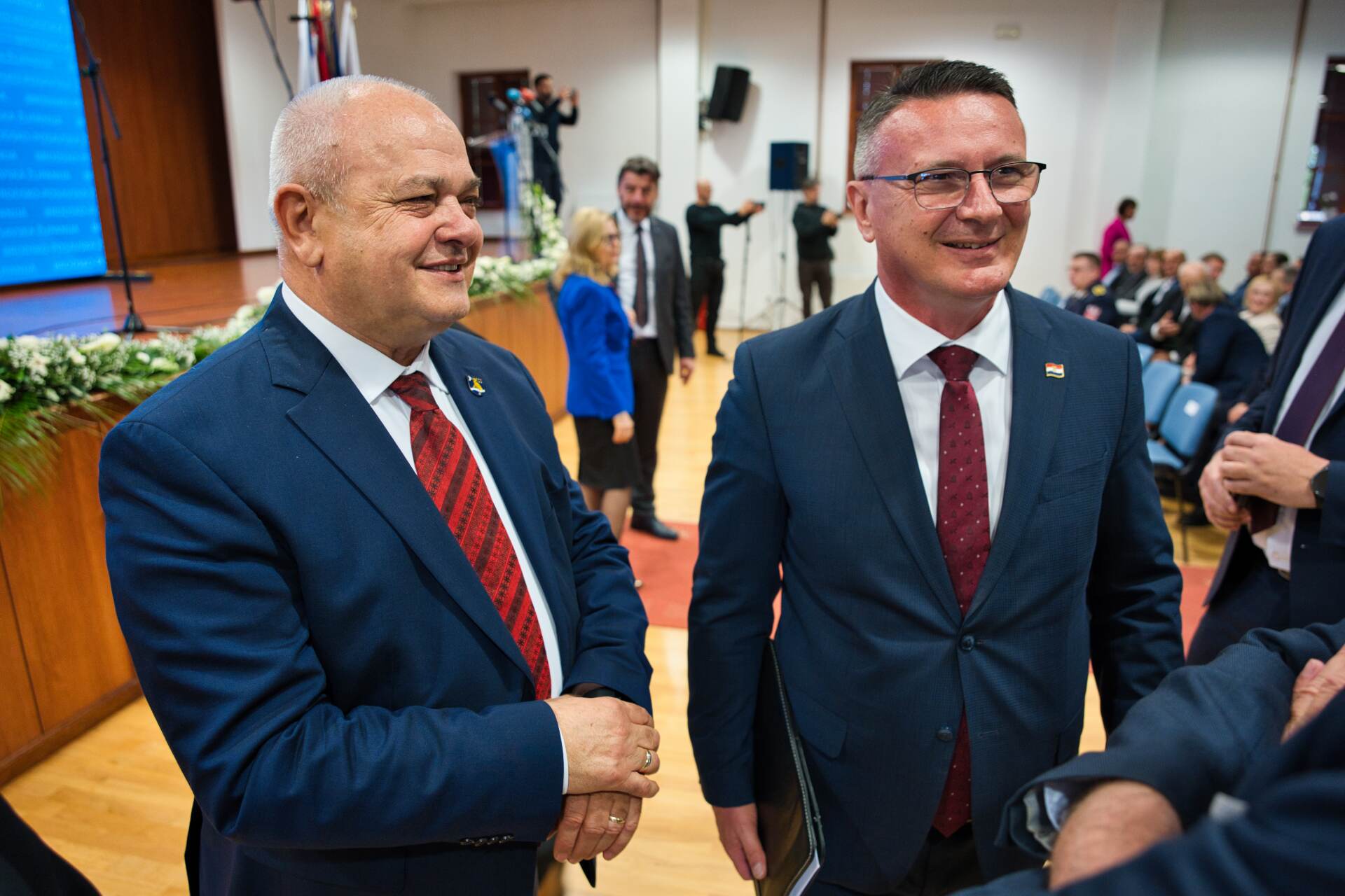 Pitanje je jednostavno: Zašto šutite?