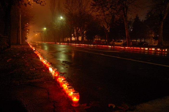 Svi putevi vode u Vukovarsku: Brođani večeras odaju počast
