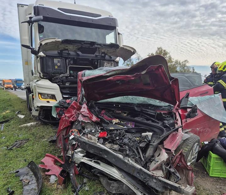  Krivnja za nesreću vjerojatno na Tesli: Sustav nije prepoznao radove na autocesti A3?