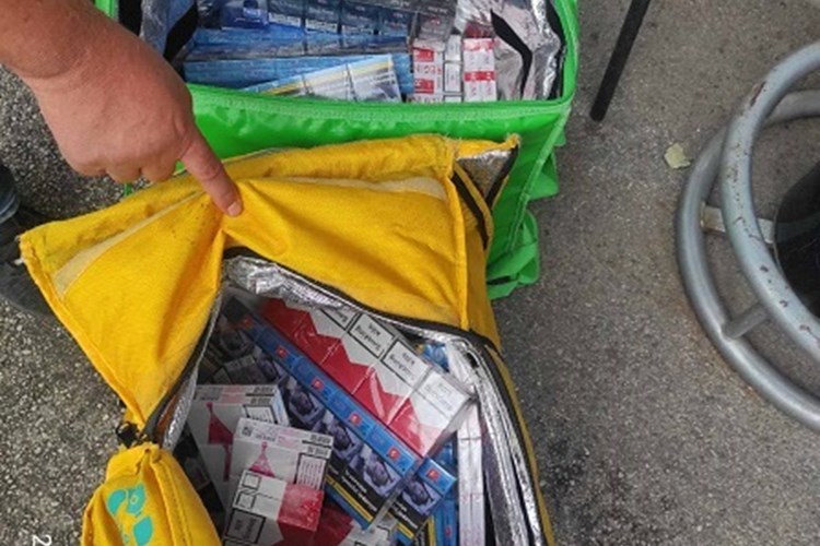 U Glovo i Bolt torbama „dostavljao“ cigarete i duhan