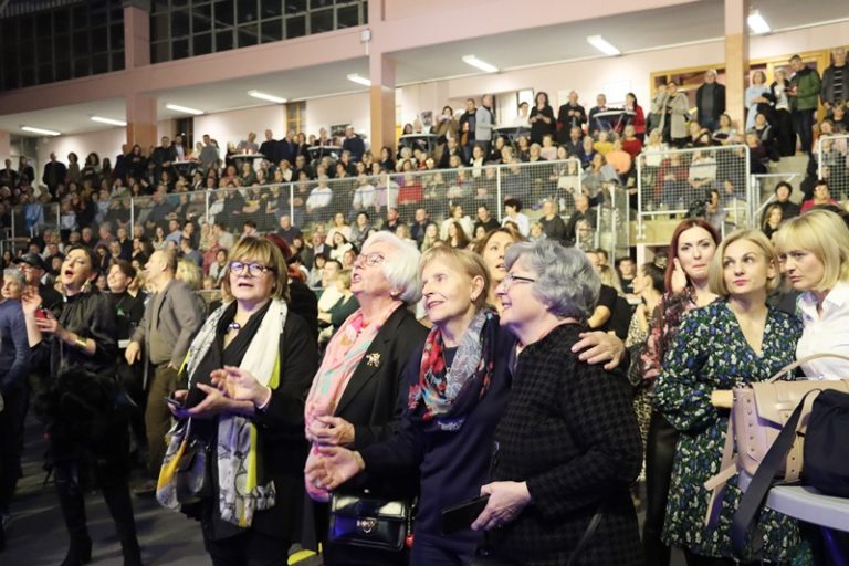 Humanitarna akcija "Svjetlo želja" večeras u Gradskom parku