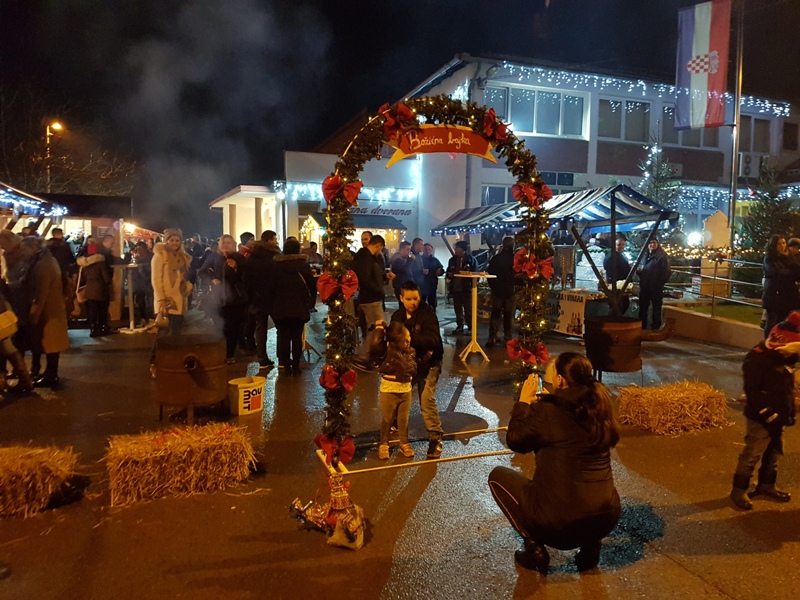 Božićna čarolija stiže i u Bukovlje