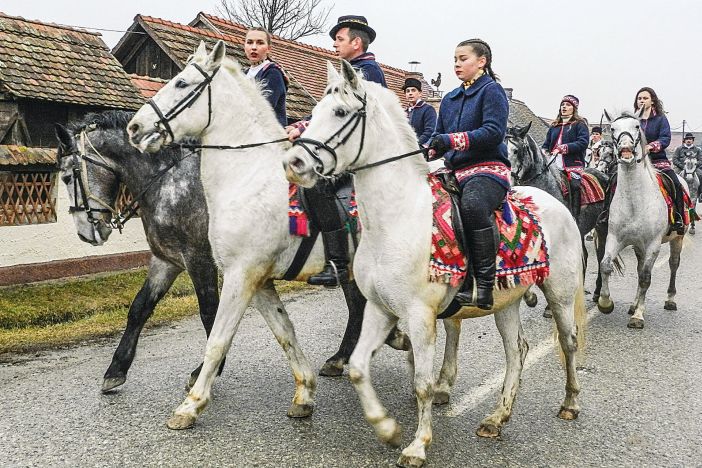 Pokladno jahanje: nekad čuvari granice danas čuvari baštine