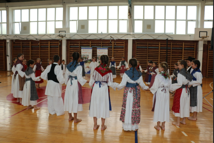 Održana Dječja smotra folklora „Igra kolo maleno“