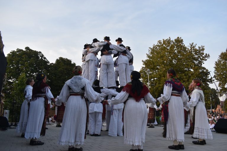 Orubica oživjela tradiciju: 23. 'Kolo na dva štuka' privuklo brojne posjetitelje