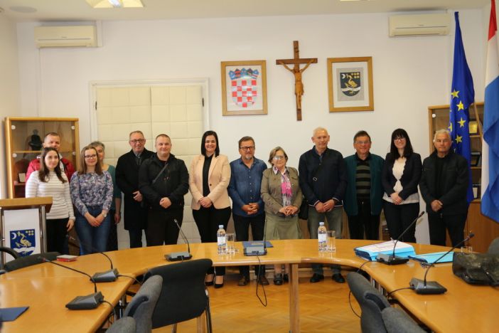 Potpisani ugovori s udrugama s područja grada Slavonskog Broda