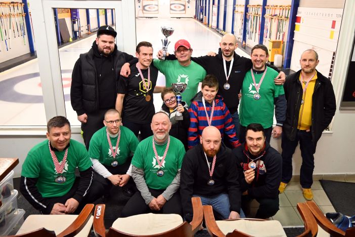 17. Prvenstvo Hrvatske u curlingu: Devetorica Brođana s medaljama!